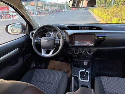 TOYOTA HILUX 2026