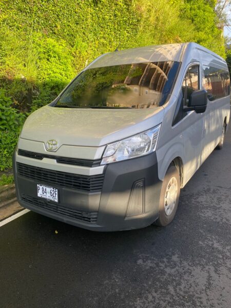 Toyota Hi-Ace 2025