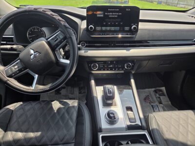 Mitsubishi Outlander 2022