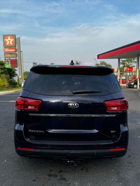 Kia Sedona 2021