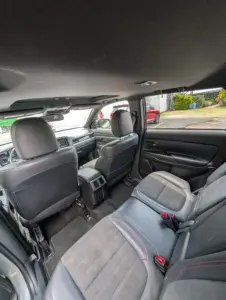 Mitsubishi Outlander full 2020