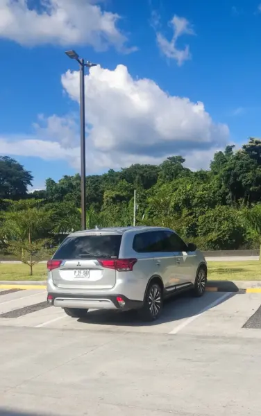 Mitsubishi Outlander 2020