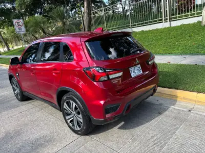 Mitsubishi Outlander Sport 2021