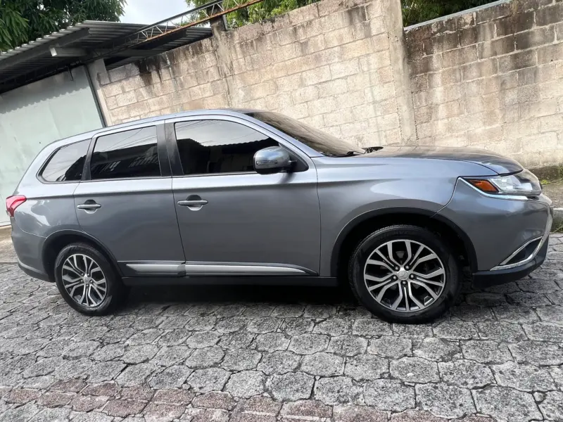 Mitsubishi Outlander 2018