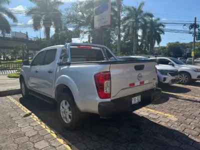 NISSAN NP 300 2026