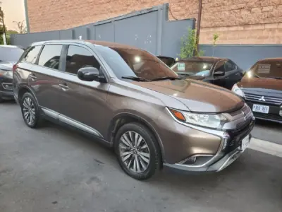 Mitsubishi Outlander 2019