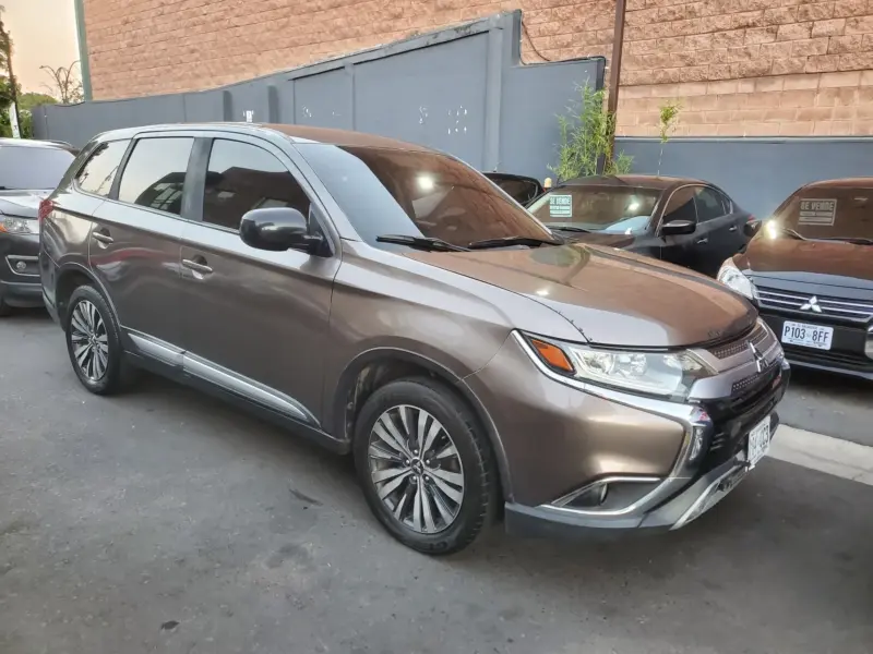 Mitsubishi Outlander 2019