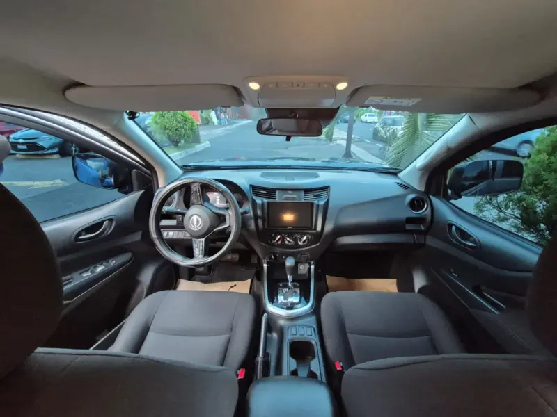 NISSAN FRONTIER 2026