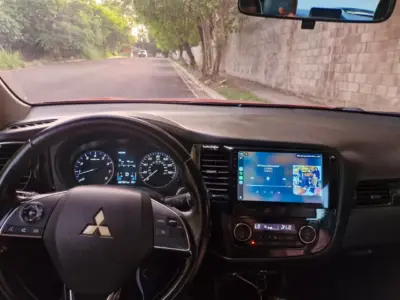 MITSUBISHI OUTLANDER SEL 2016