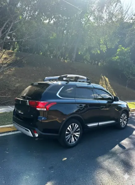 Mitsubishi Outlander 2020