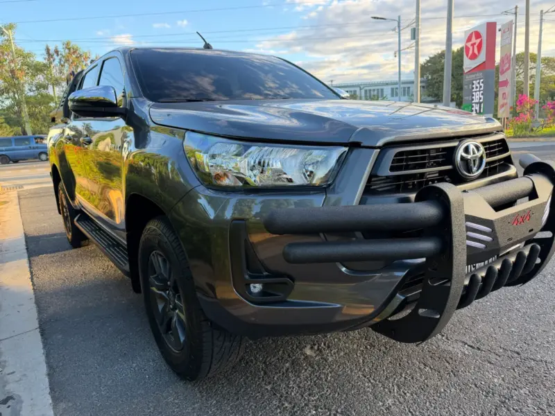 TOYOTA HILUX 2026