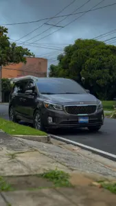 KIA SEDONA 2016