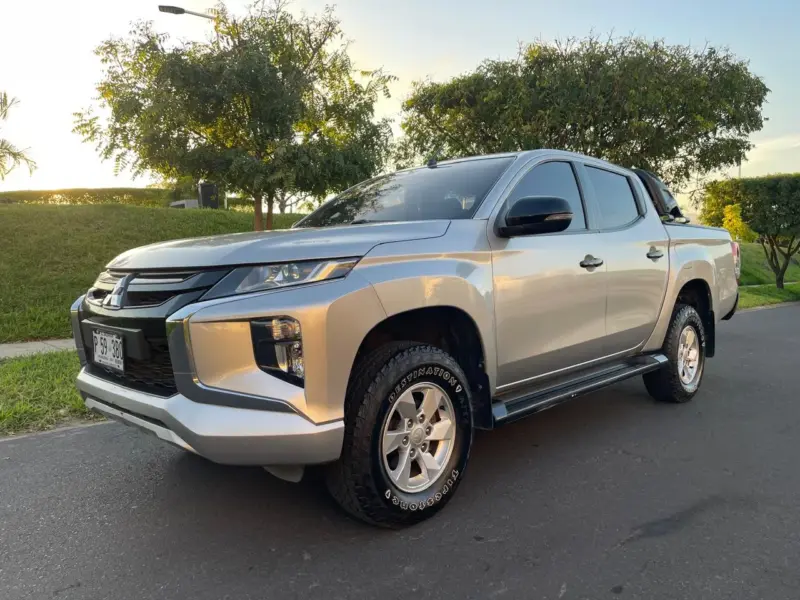 Mitsubishi L200 2024