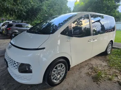 Hyundai Staria 2026