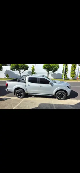 Nissan NP 300 Frontier 2022