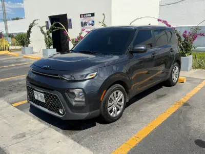 Kia Soul LX 2021