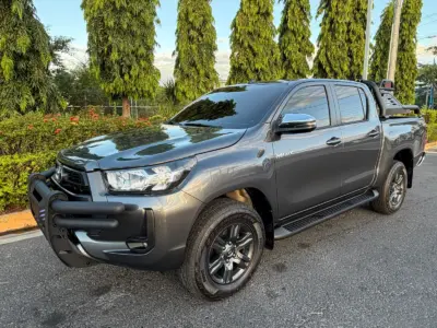 TOYOTA HILUX 2026