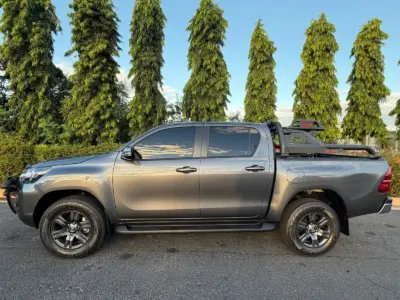 TOYOTA HILUX 2026
