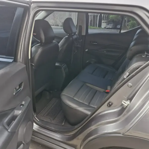 Nissan Kicks play 2025