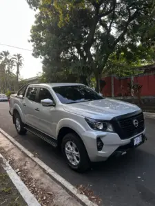 nissan NP300 2026