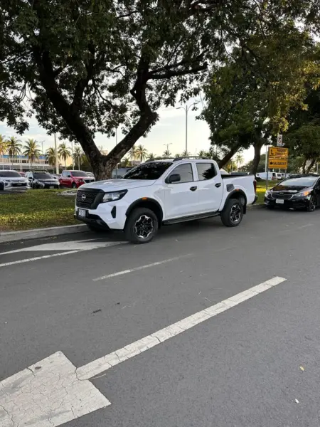 Nissan Np300 2026
