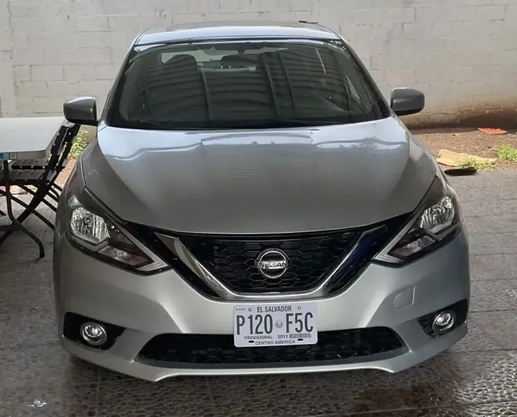 Nissan Sentra 2018