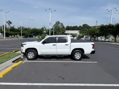 Nissan Frontier 2022