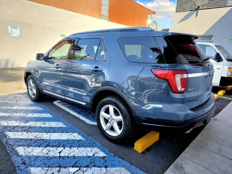 FORD EXPLORER 2018