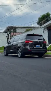KIA SEDONA 2016