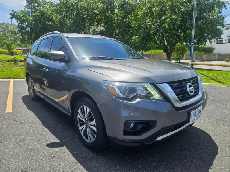 Nissan Pathfinder 2019