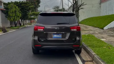 KIA SEDONA 2016