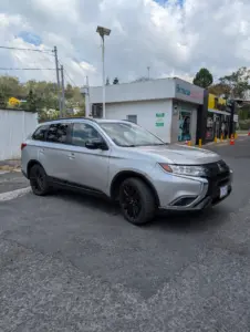 Mitsubishi Outlander full 2020