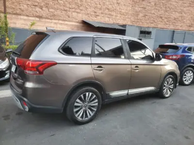Mitsubishi Outlander 2019