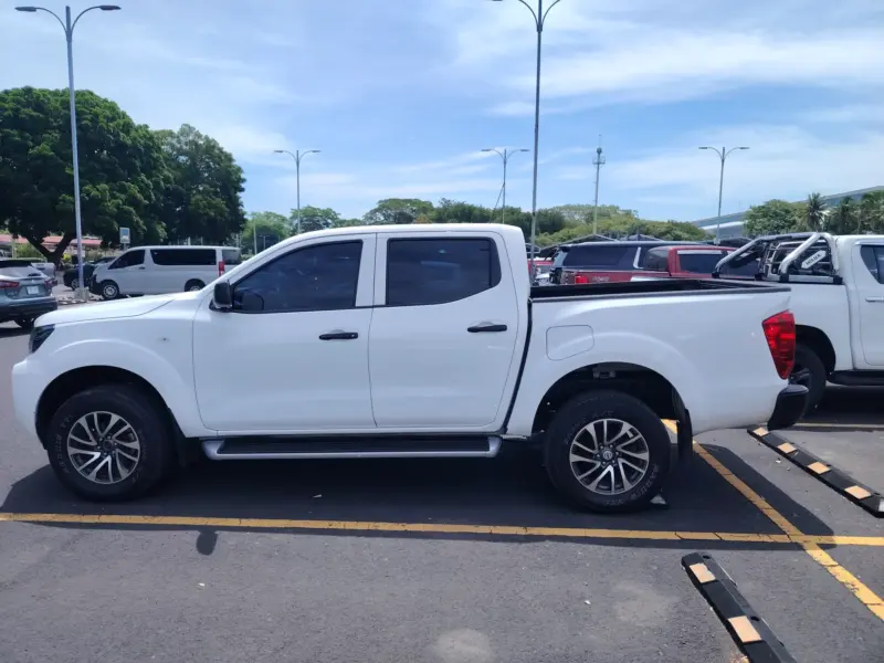 Nissan Frontier 2026