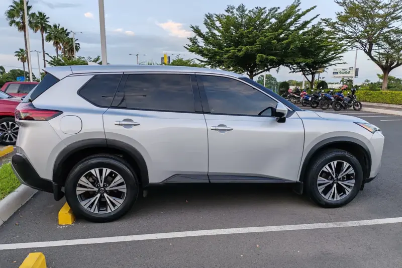 Nissan Rogue 2021