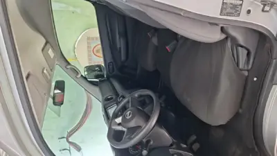 Nissan Urvan techo alto 2023