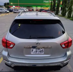 Nissan Pathfinder SV 2019