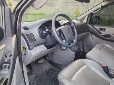 Hyundai STAREX 2017