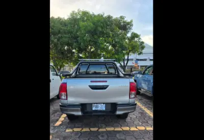 Toyota Hilux 2023