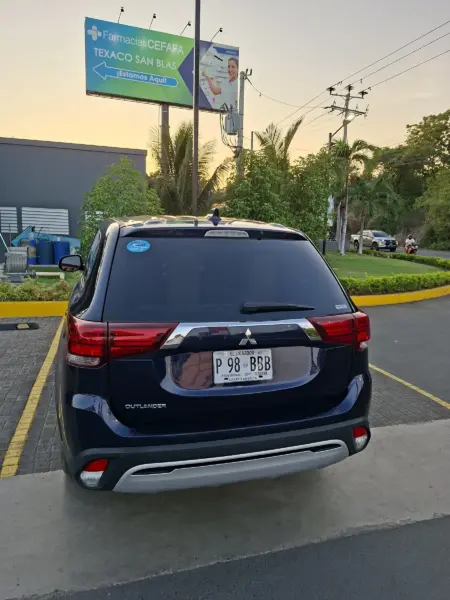 Mitsubishi Outlander 2020