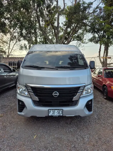 NISSAN Urvan GX 2023