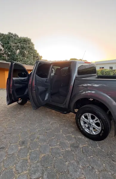Nissan NP300 2026