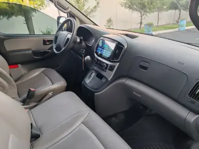 Hyundai STAREX 2017