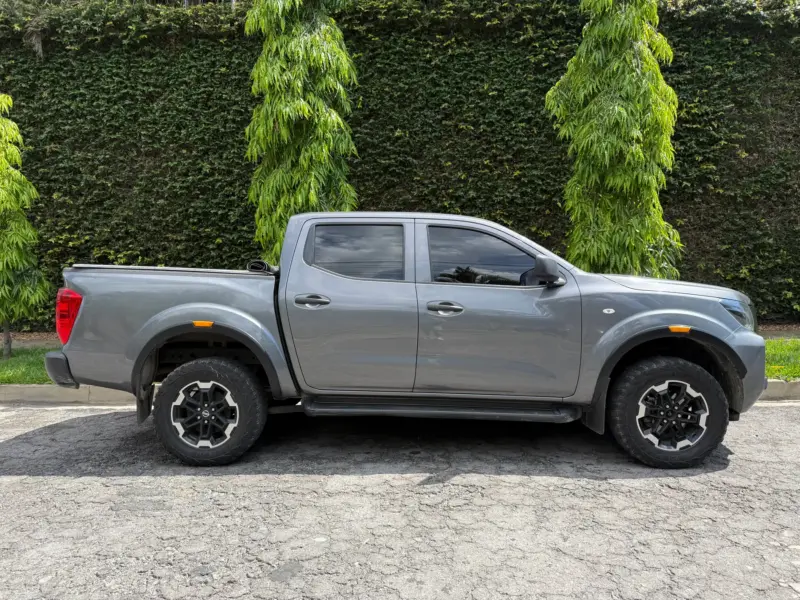 Nissan Frontier 2025